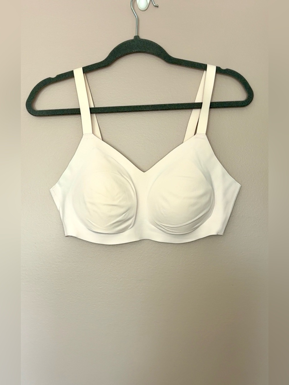 aerie Real Free Seamless & Wireless Lightweight Bra in Soft Pink